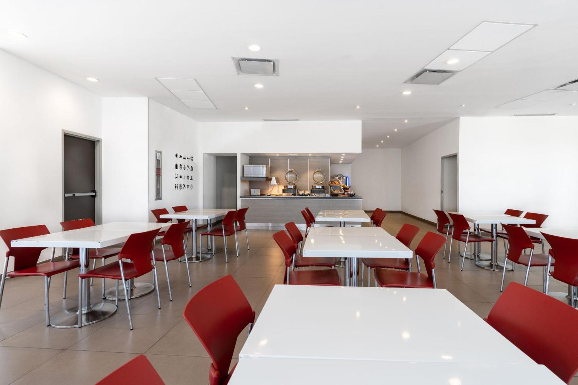 City Express Junior By Marriott Aguascalientes Centro Exterior foto