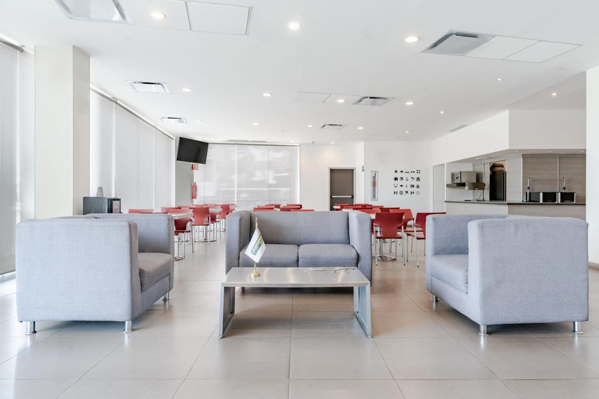 City Express Junior By Marriott Aguascalientes Centro Exterior foto