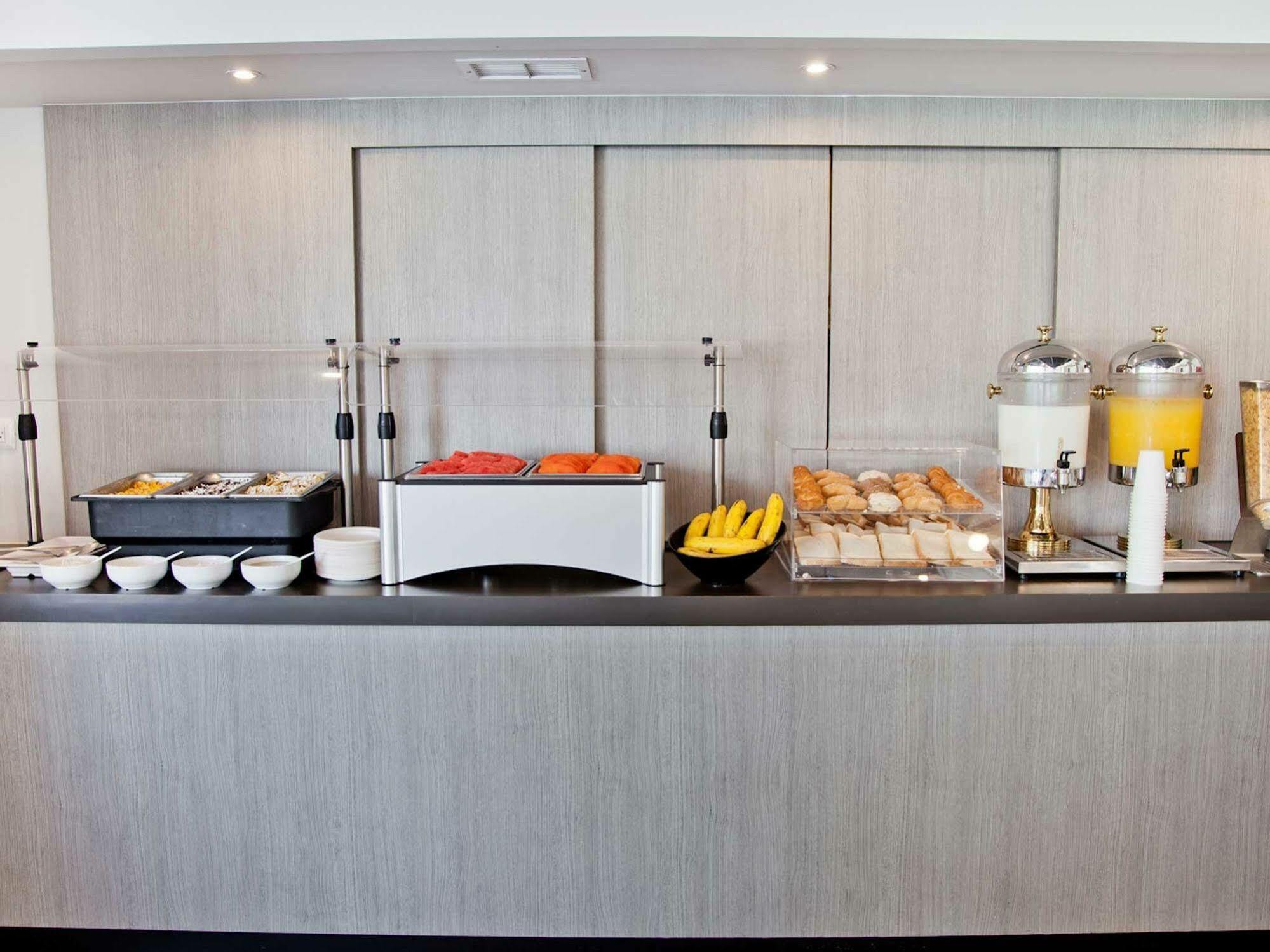 City Express Junior By Marriott Aguascalientes Centro Exterior foto